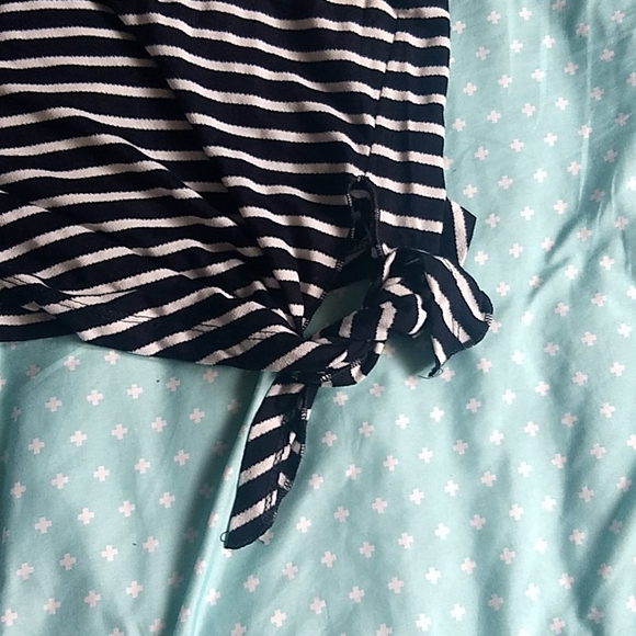 Black White Gold summer t-shirt - Picture 3 of 3